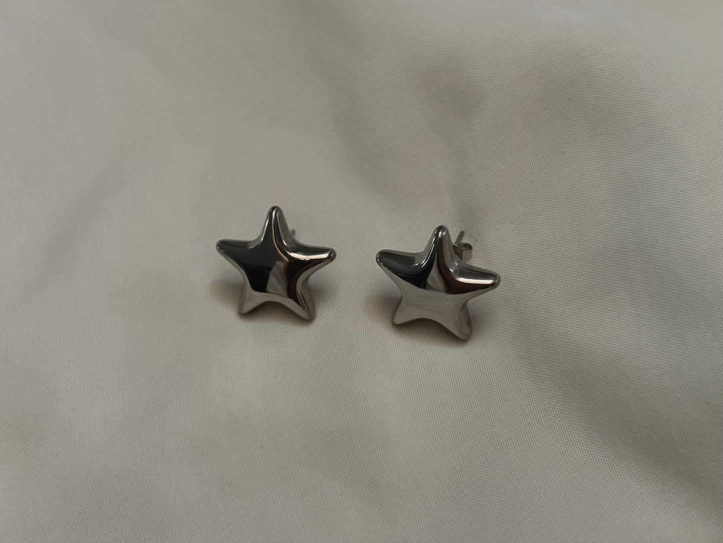 Aretes estrella